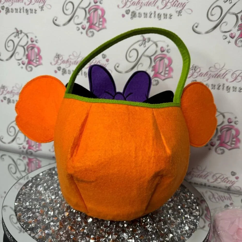 Disney bucket Halloween pumpkin kitty cat Minnie Mouse trick or treat handle